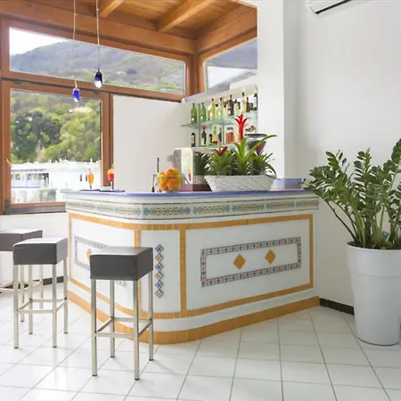 Terme Miramonte E Mare فندق 4*